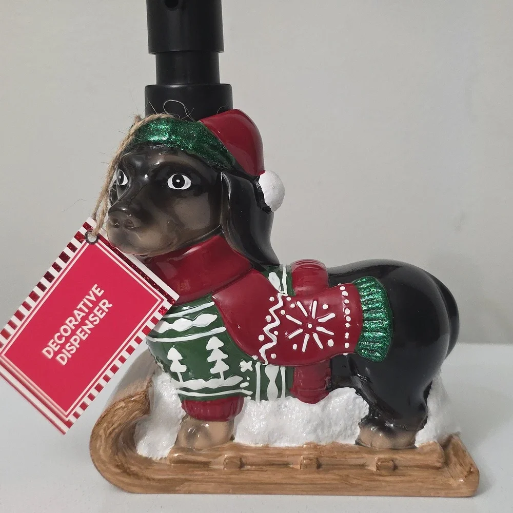 The Holiday Shoppe ⭐️decorative soap